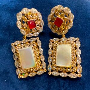 CINER Vintage Clíp On Earrings Mother of pearl